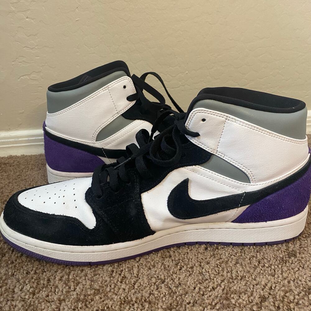 Nike Air Jordan 1 Mid SE Varsity Purple Mens Size 11.5 Shoes Sneakers Basketball - Picture 3 of 8